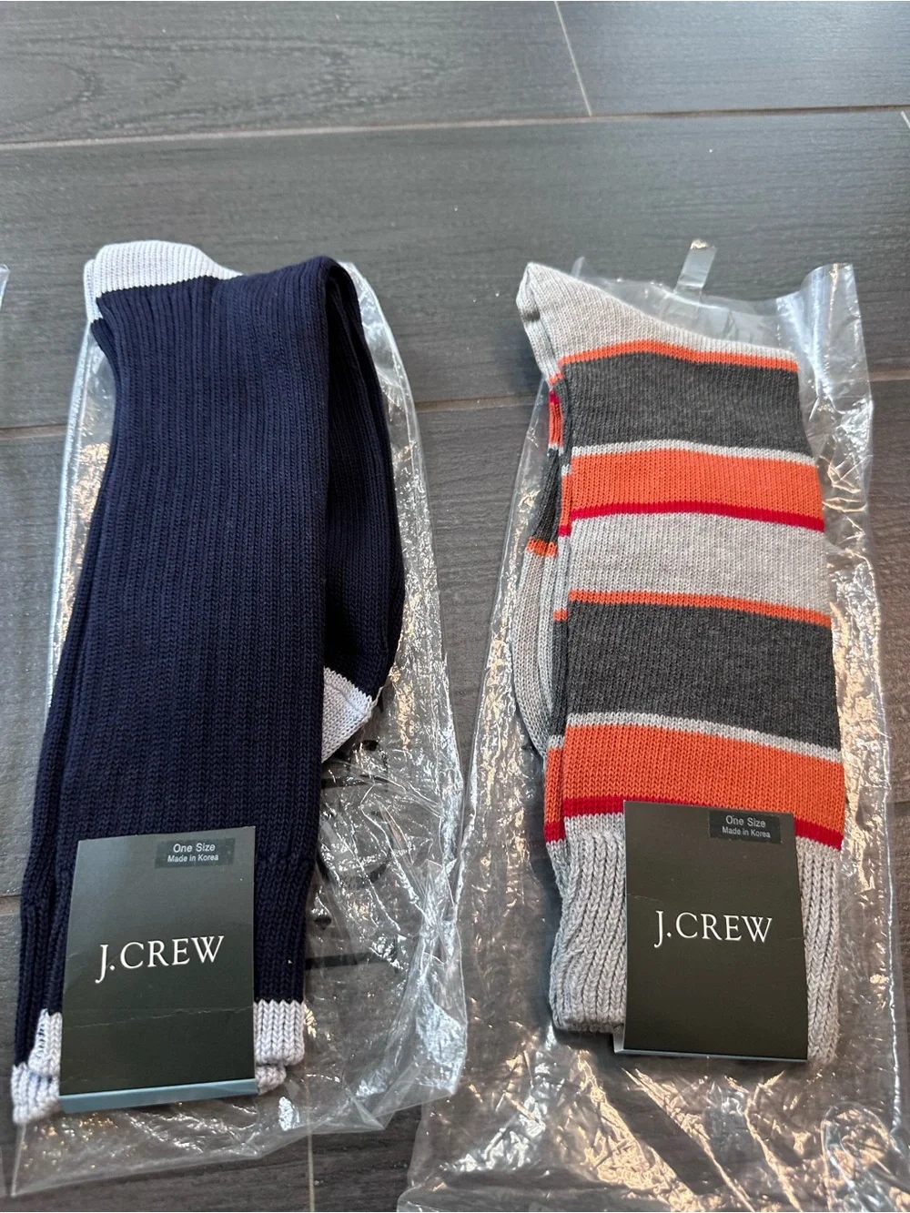 Men's J. Crew Sock Bundle (4) pairs  - Grey, Green & Navy Assorted